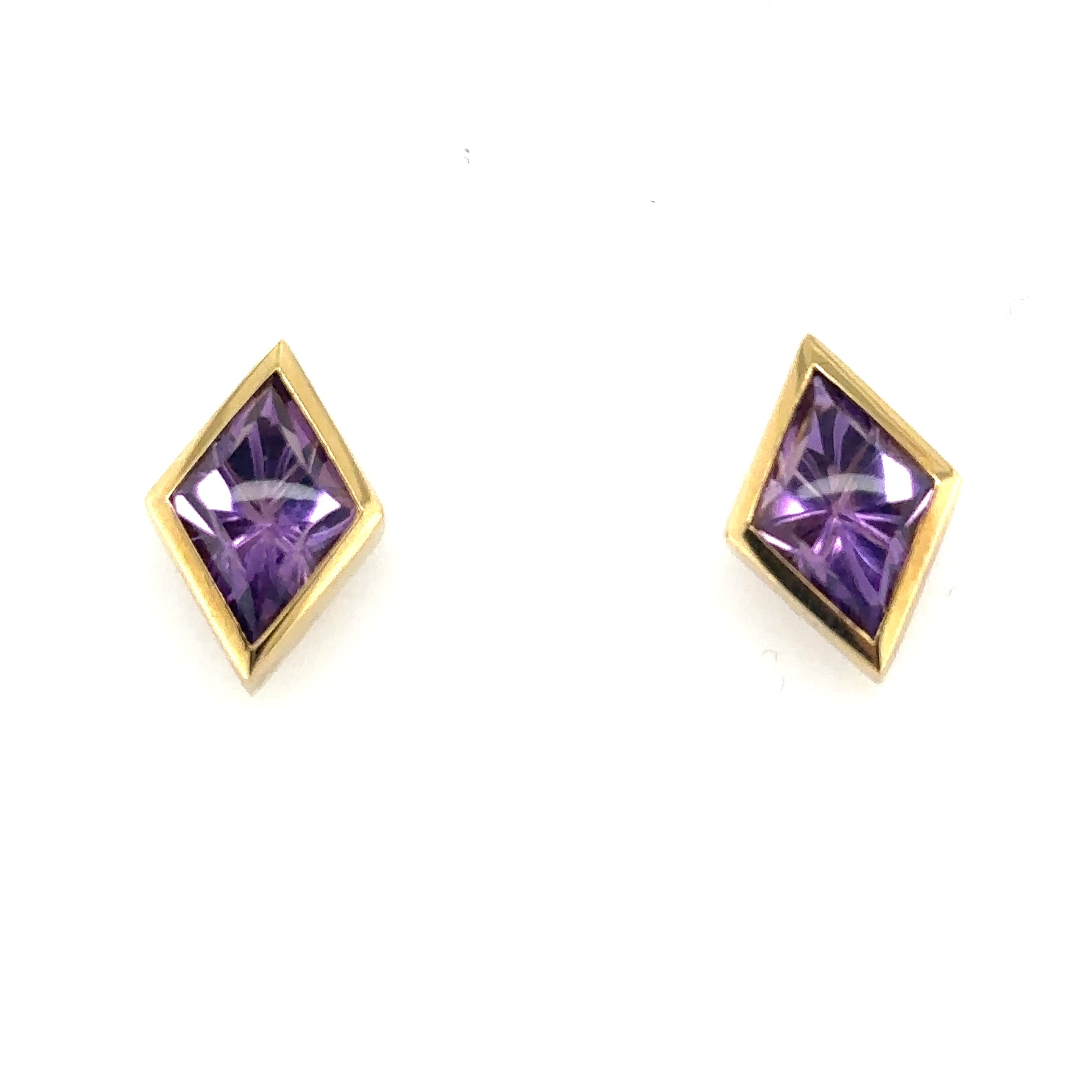 18K Yellow Gold Amethyst Stud Earrings